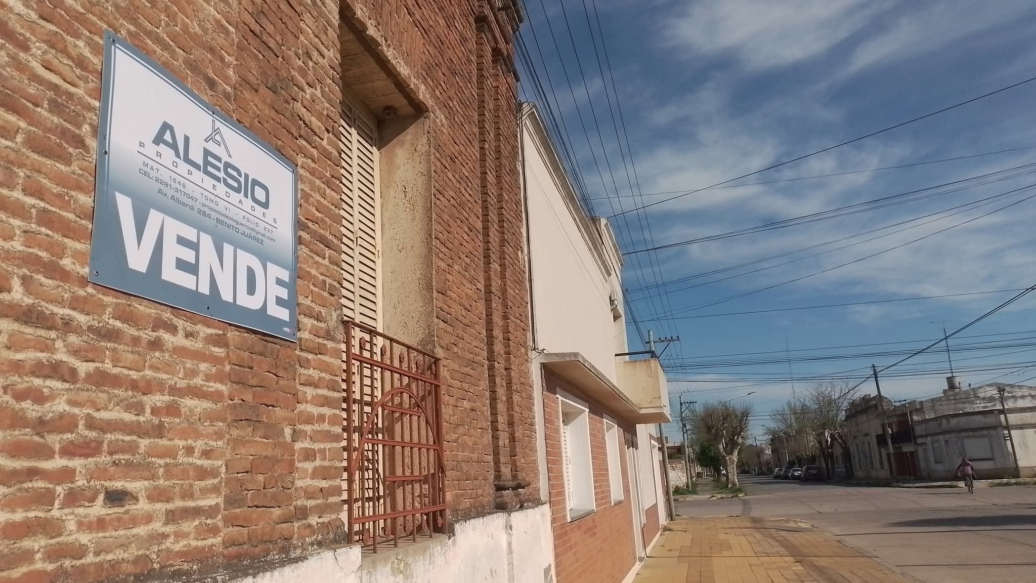 CASA A RECICLAR 🏡
