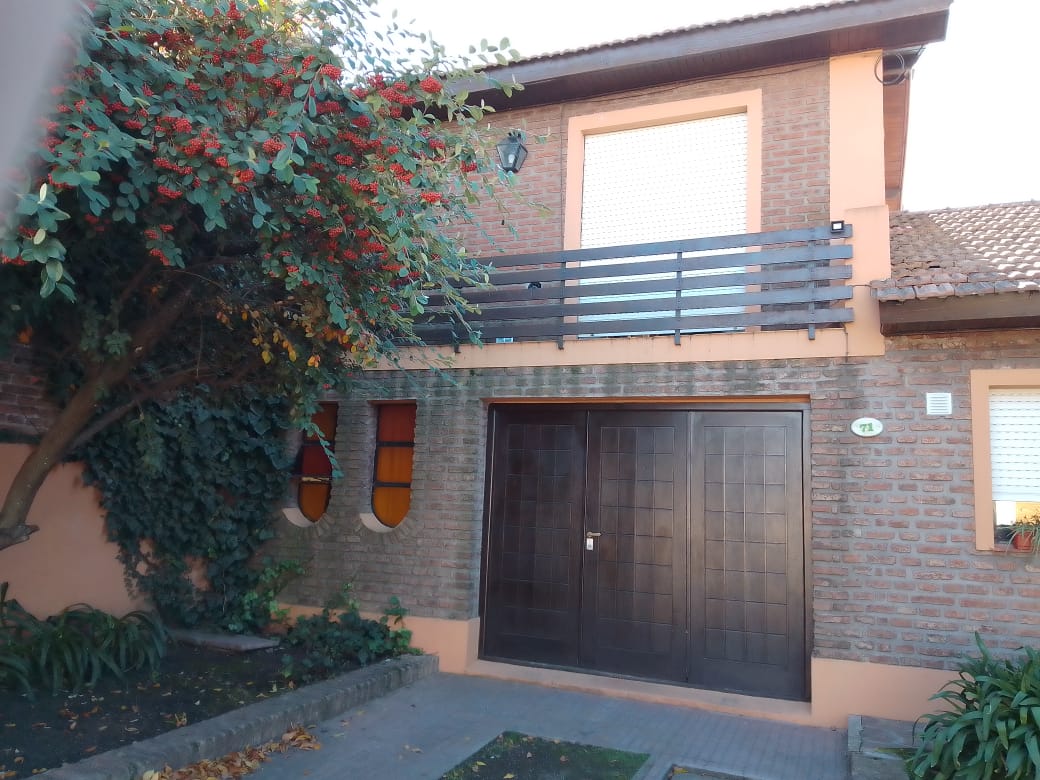 CASA CÉNTRICA VENTA 🏡