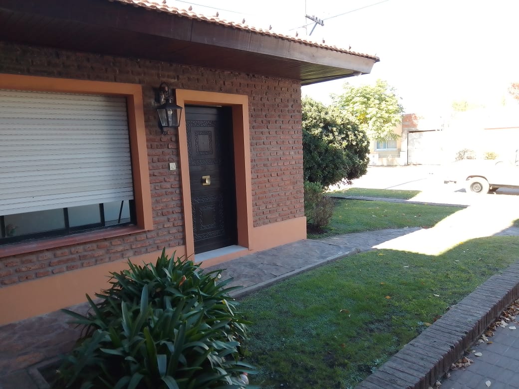 CASA CÉNTRICA VENTA 🏡