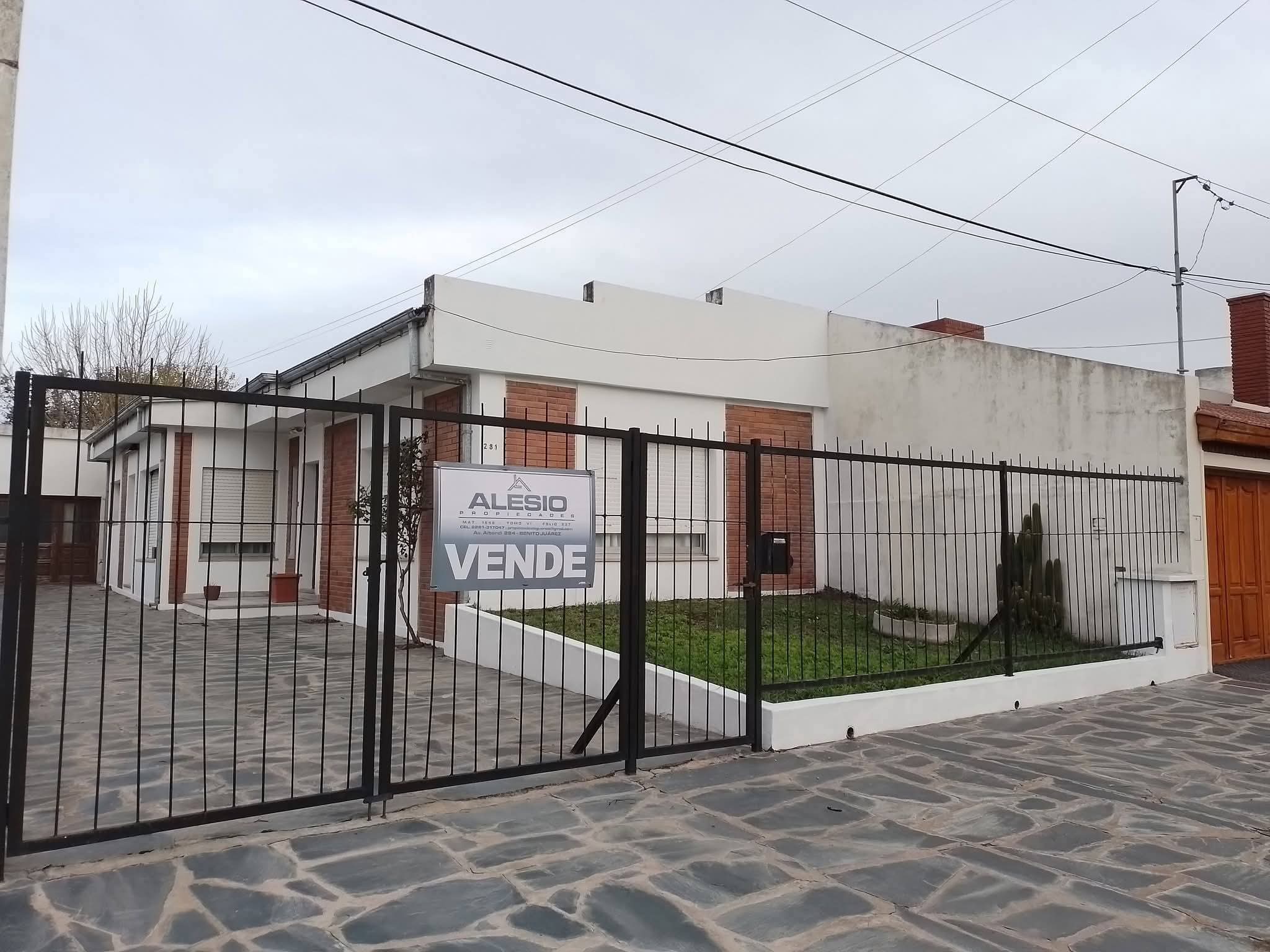 CASA EN MUY BUEN ESTADO 🏡