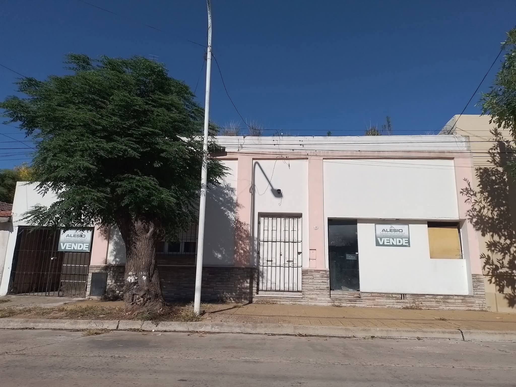 CASA A RECICLAR 🏡