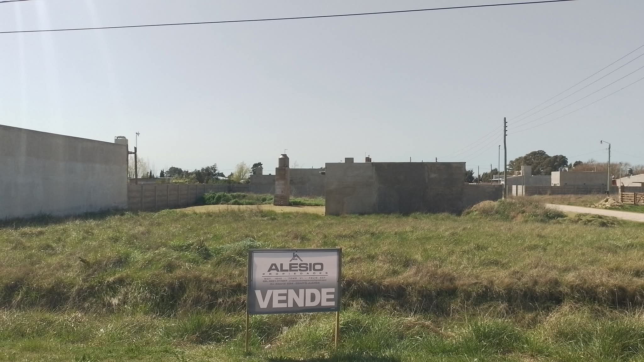 2 LOTES BARRIO BICENTENARIO 🌳