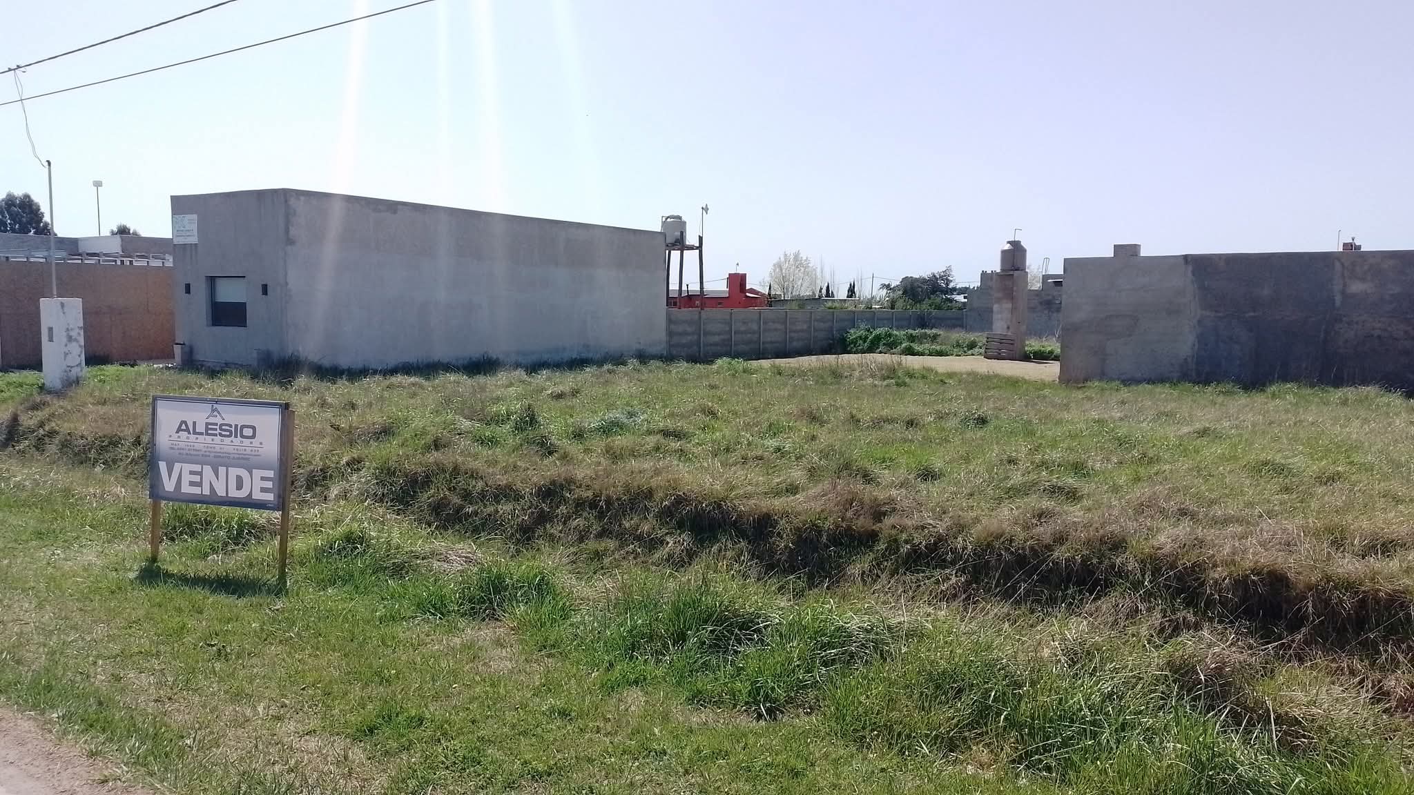 2 LOTES BARRIO BICENTENARIO 🌳