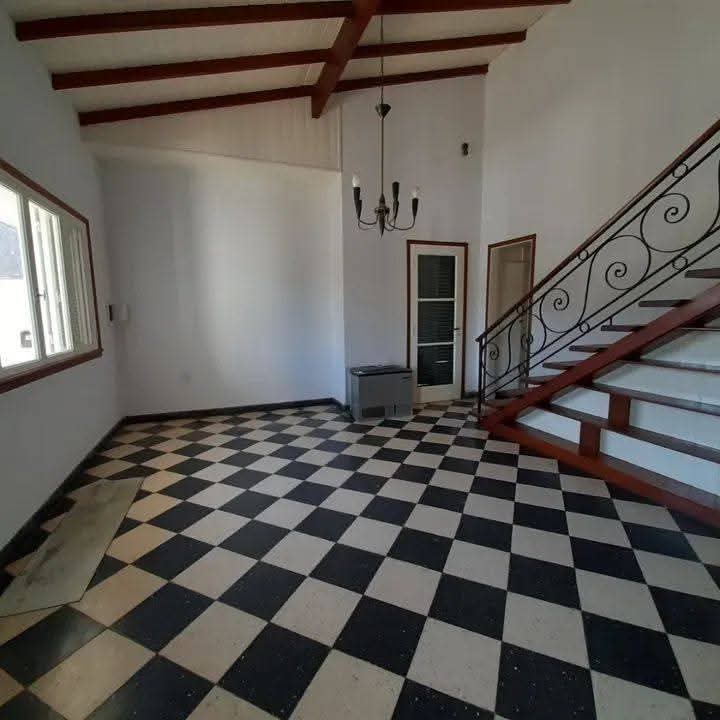 EXCELENTE VIVIENDA CÉNTRICA 🏡