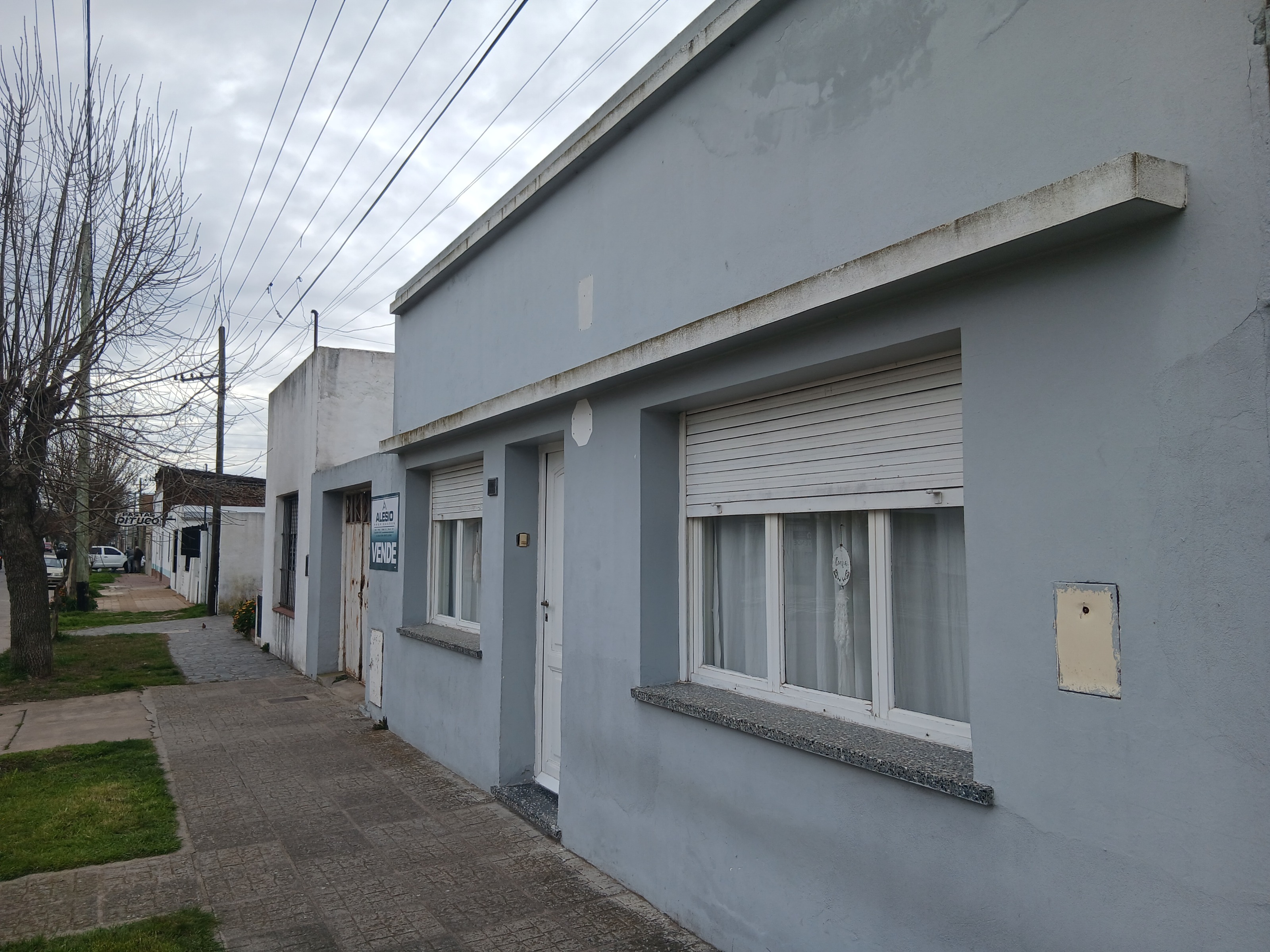 CASA MUY BUENA UBICACIÓN 🏡