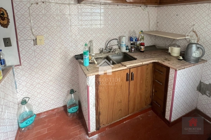 Alberdi y Maipú