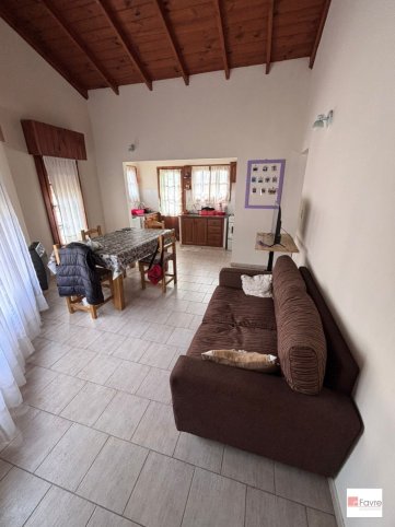 Casa 3 dorm, 90m² en Bolivar esquina Larrea