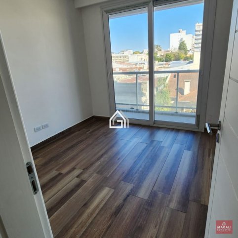 Depto 2 dorm, 90m² con pileta en terraza — Paz