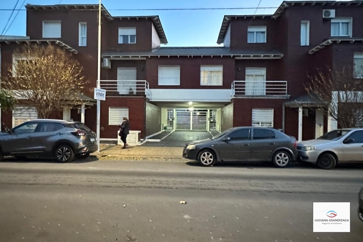 Depto en Venta 74m², 2 dorm, 2 baños, cochera — Alem 30