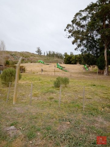Lote irregular de 1025m² en calle Magnasco — Ideal para inversión