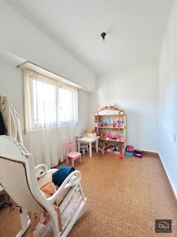 Casa 3 dorm, 140m² en venta — Alberdi 60