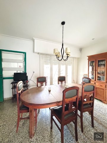 Casa 3 dorm, 140m² en venta — Alberdi 60