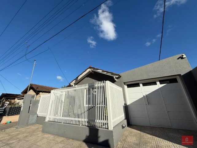 Casa 2 dorm, 100m² con garage para 2 autos — Marzorati