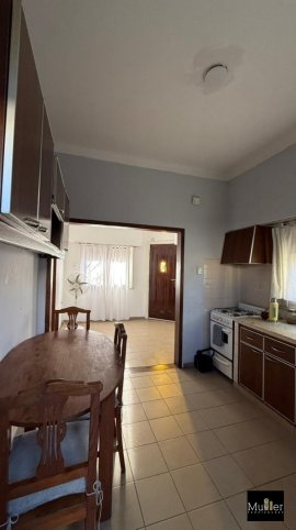 Casa 2 dorm, 80m² en Mosconi y Vigil — Villa Italia