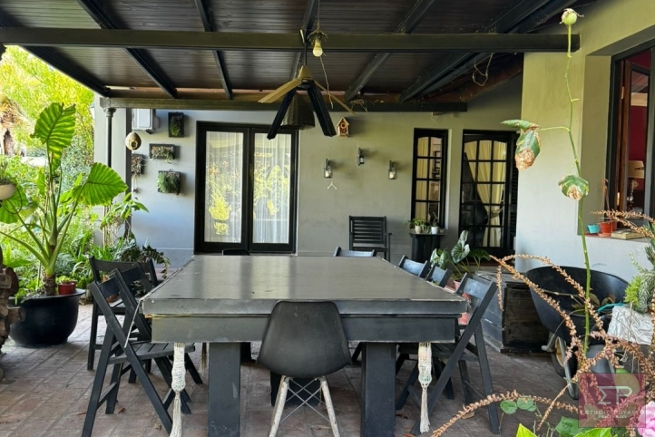 Casa en Venta en Barrio Golf, 5 dorm, 280m², pileta y parque