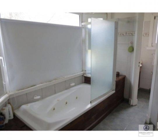 Casa 3 dorm, 180m² en Country Sierras del Tandil con pileta