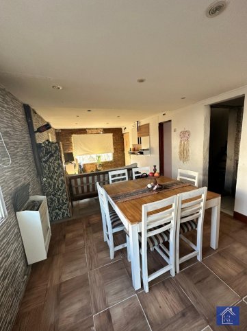 Casa 2 dorm, 150m² con pileta y quincho — Villa Aguirre