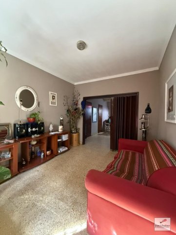 Casa 3 dorm, 120m² a reciclar — Pinto y Moreno