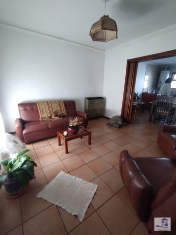 Casa 2 dorm, 70m² con garage — Maritorena