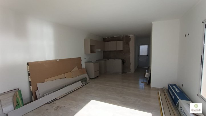 Casa a estrenar 2 dorm, 60m² con cochera — Almafuerte 1049