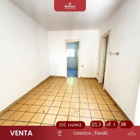 Casa 2 dorm, 90m² a reciclar — Centrico