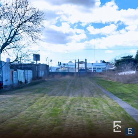 Lote en Venta 2410m² en Av. Balbín, Tandil
