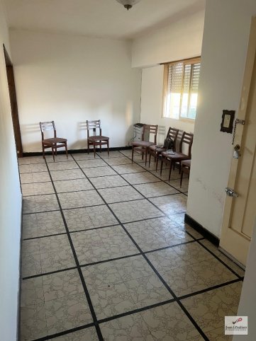 Casa 2 dorm, 62m² con entrada de auto