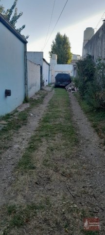 Casa 2 dorm, 60m² con cochera — Alberdi