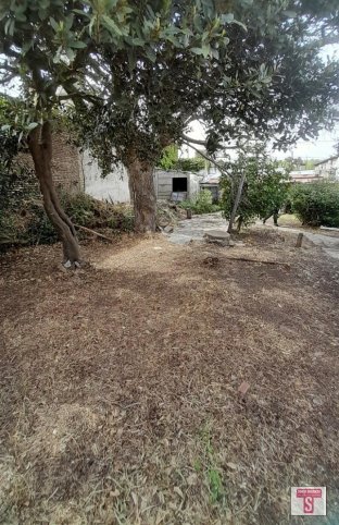 Casa a demoler de 3 dormitorios en lote de 400m²