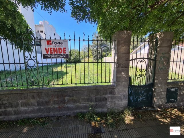 Lote en venta de 1500m² en Alsina al 700