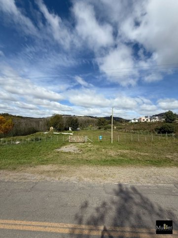 Lote en Venta 2400m² en Juan Manuel de Rosas y Los Corales