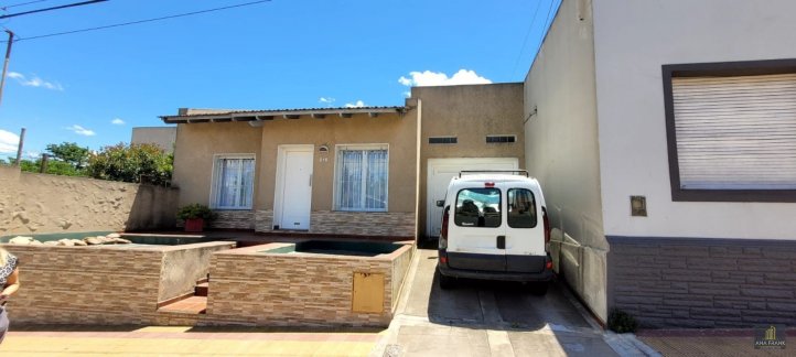 Casa en venta 2 dorm, 140m² en Vigil entre Vicente López y Ugalde