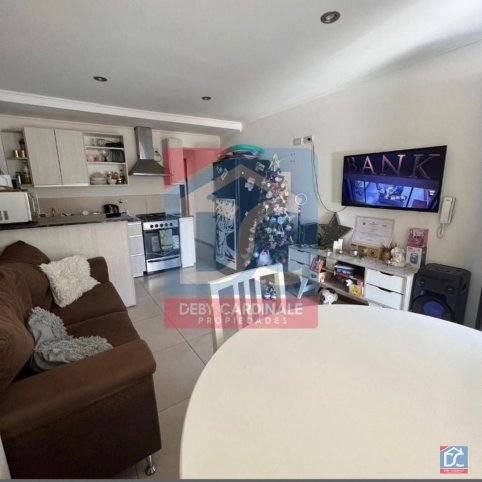 Depto 1 dorm, 48m² en PB con cochera — Ituzaingó 714