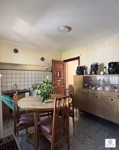 Casa 4 dorm, 130m² con garage y pileta — Vicente López