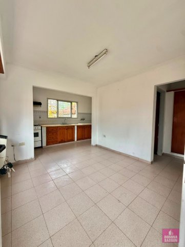 Depto 1 dorm, 45m² planta baja céntrico