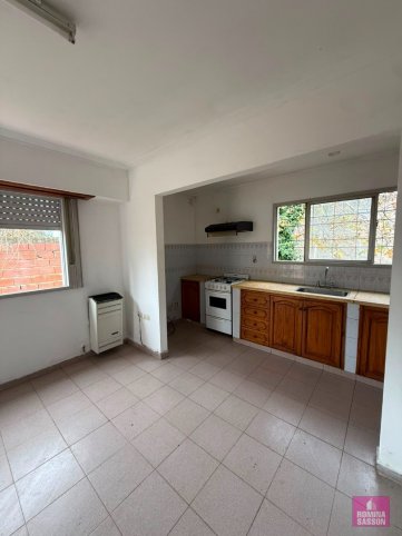 Depto 1 dorm, 45m² planta baja céntrico