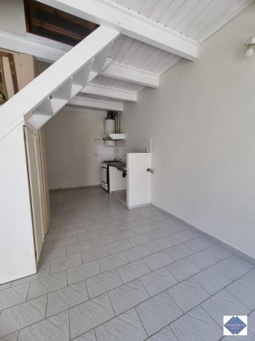 Depto 1 dorm, 40m² céntrico — Sarmiento 274