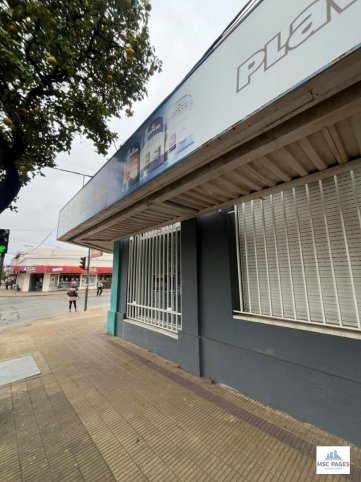 Lote en venta de 272m² en España e Yrigoyen, ideal para desarrollo