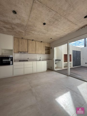 Depto 3 dorm, 120m² con cochera y pileta — Housing