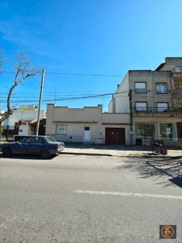 Lote en Venta en Av. Avellaneda 660
