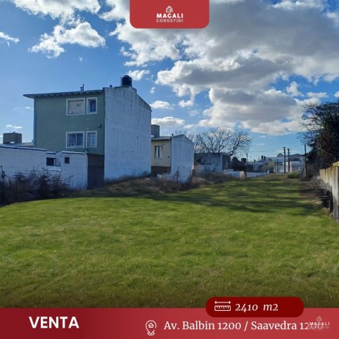 Lote en Venta 2400m² en Av. Balbín — Todos los servicios
