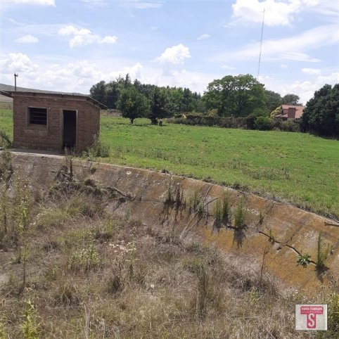 Lote en La Vasconia de 97m² con excelente vista