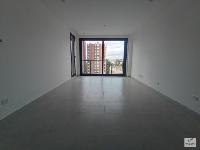 Depto 2 dorm, 100m² a estrenar con cochera — Paz al 300