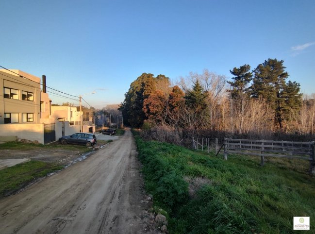 Lote en Venta 3243m² en San Gabriel entre Mancini y Brivio