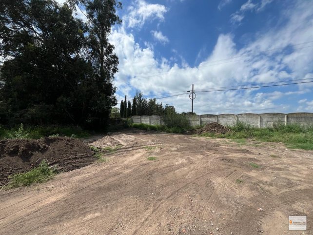 Lote en Venta 1875m² ideal para emprendimiento — Buenos Aires y Trabajadores Municipales