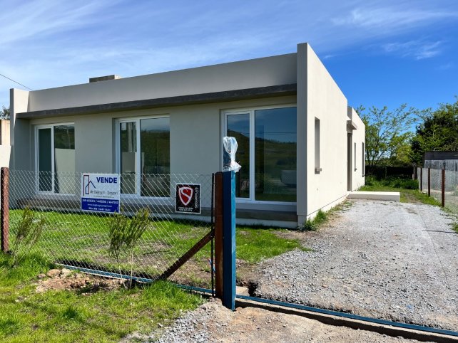 Casa a estrenar en el Barrio Golf, 130m², 3 dorm, 2 baños