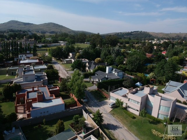Lote en venta 871m² excelente ubicación — Av. Brasil
