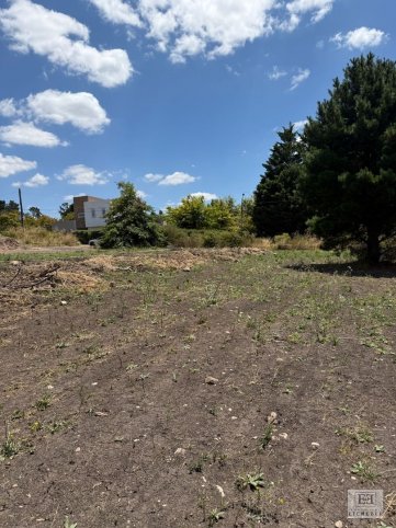 Lote en venta 1700m² en Linstow y Saint Miqueu