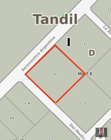 Lote en Venta Aeronautica Argentina y Del Medio 4218 m²