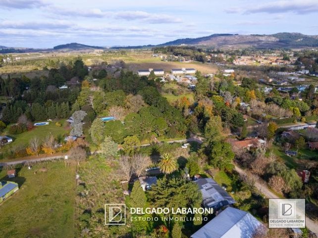 LOS ROBLES Y FONTANA | TANDIL